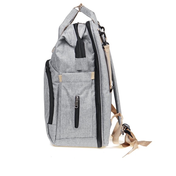 NWOT Travel Diaper Bag Backpack - Picture 4 of 5